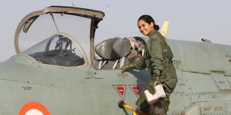 युद्धक विमान मिग-21 उड़ाने वाली पहली भारतीय महिला बनीं अवनी चतुर्वेदी