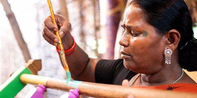 एक दिहाड़ी मजदूर से अंतर्राष्ट्रीय चित्रकार बनने वाली भूरी बाई
