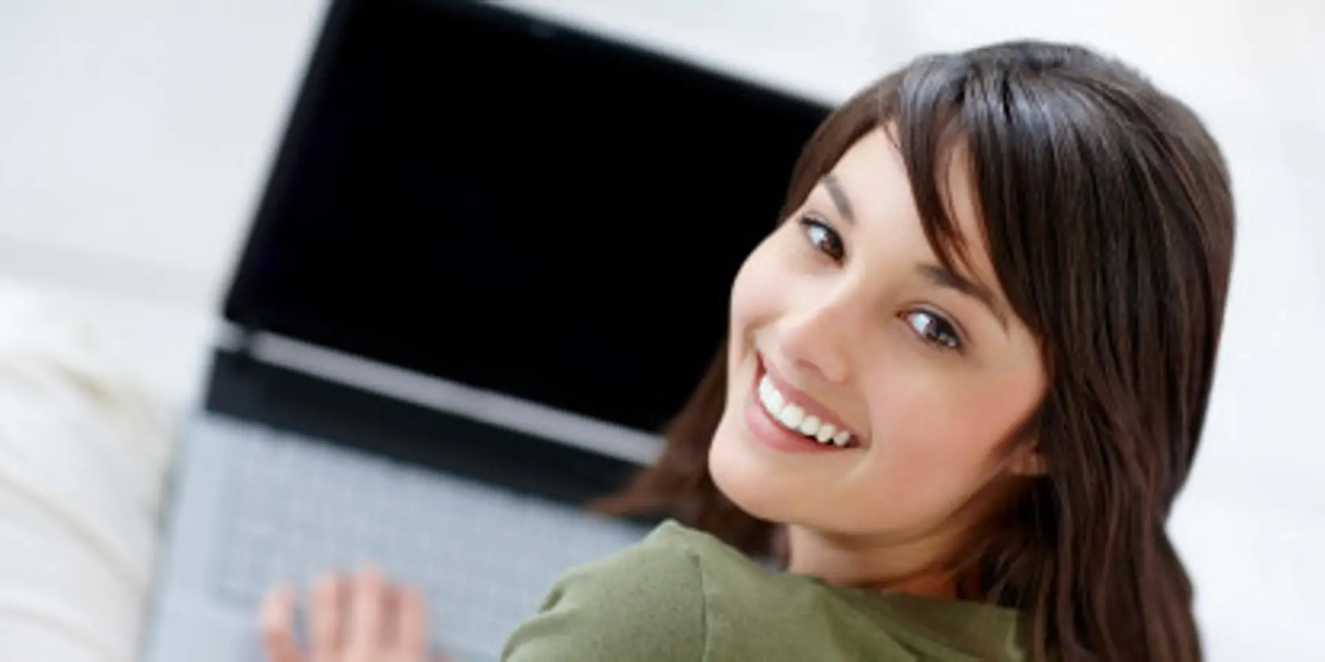 Now complete your courses abroad successfully with assignment help