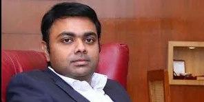 మీట్ యువర్ ప్రో కో ఫౌండర్ దివాకర్