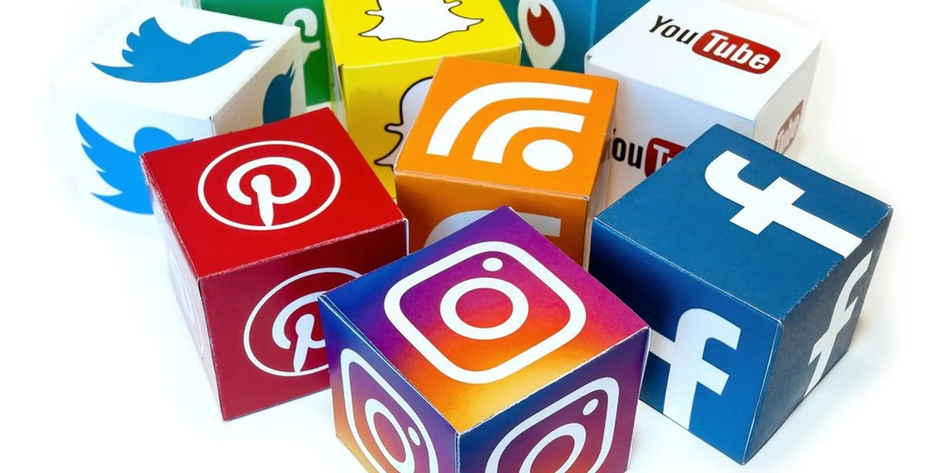 Here's how your startup can harness the power of social media