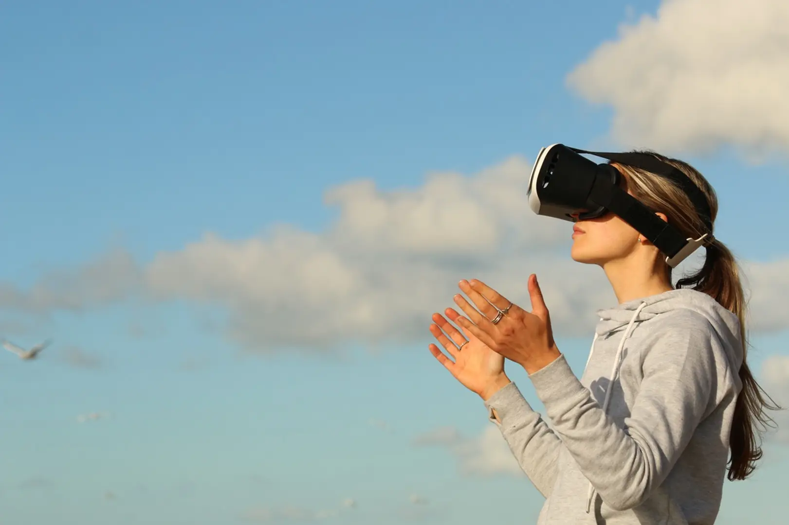 Sensory marketing: Scent marketing vs virtual reality integrated marketing
