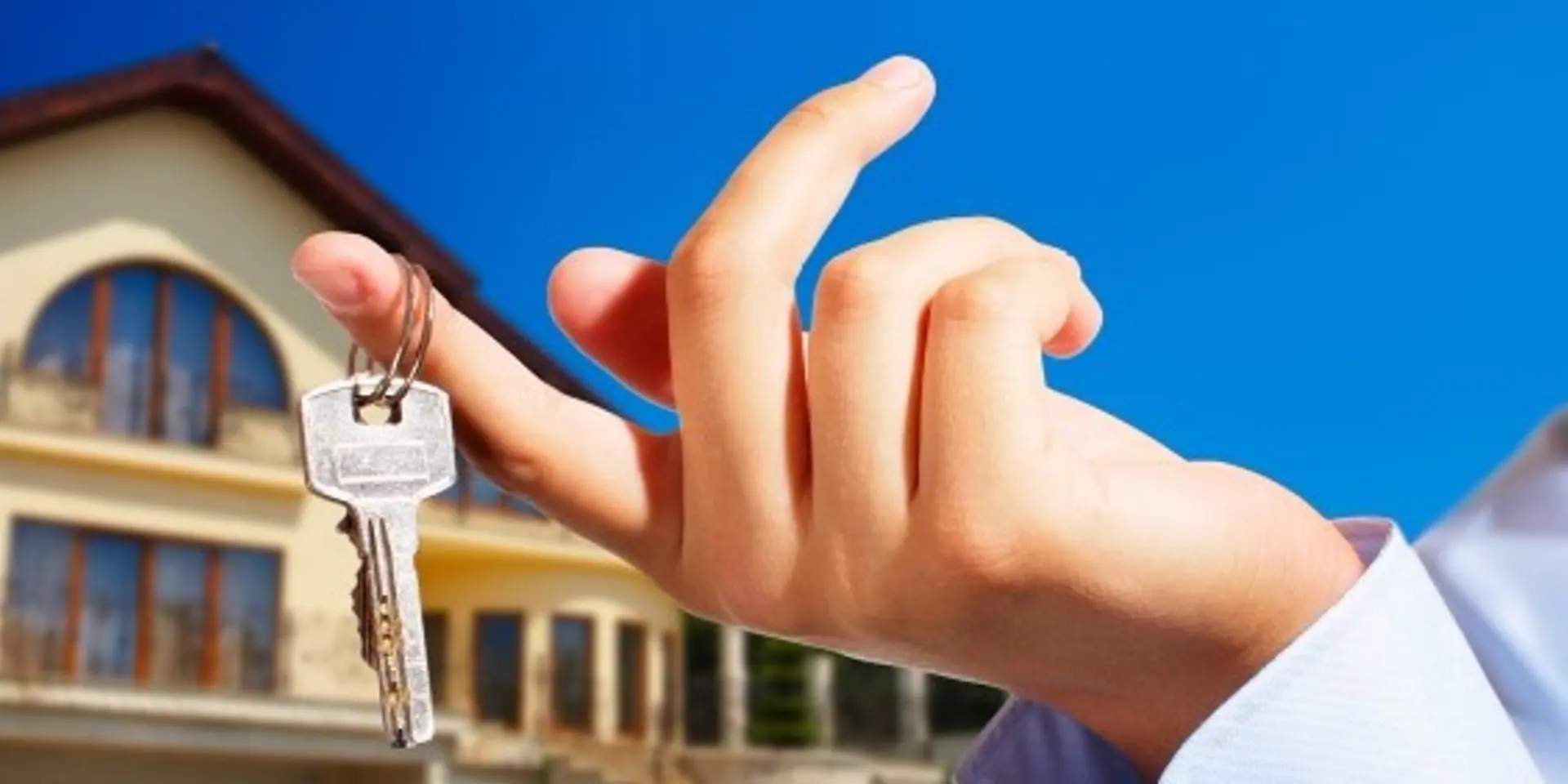 5 business property maintenance tips for spring and summer