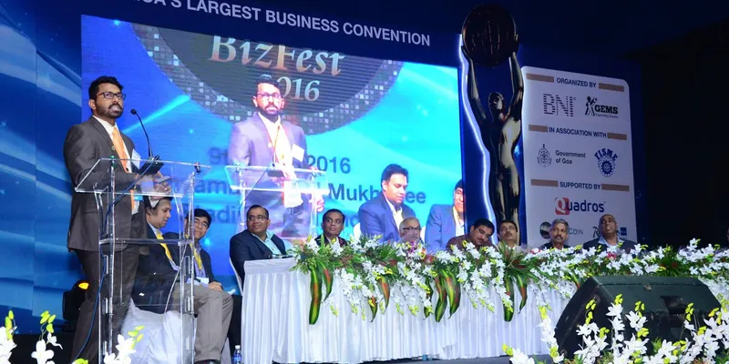 Mr. Mangirish Salelkar speaking about Starting Young and Challenges at BizFest