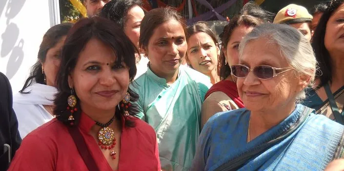 दिल्ली की पूर्व मुख्यमंत्री शीला दिक्षित के साथ सुमन संथोलिया