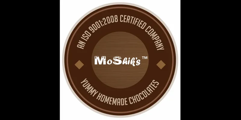 <b>Moshik's</b>