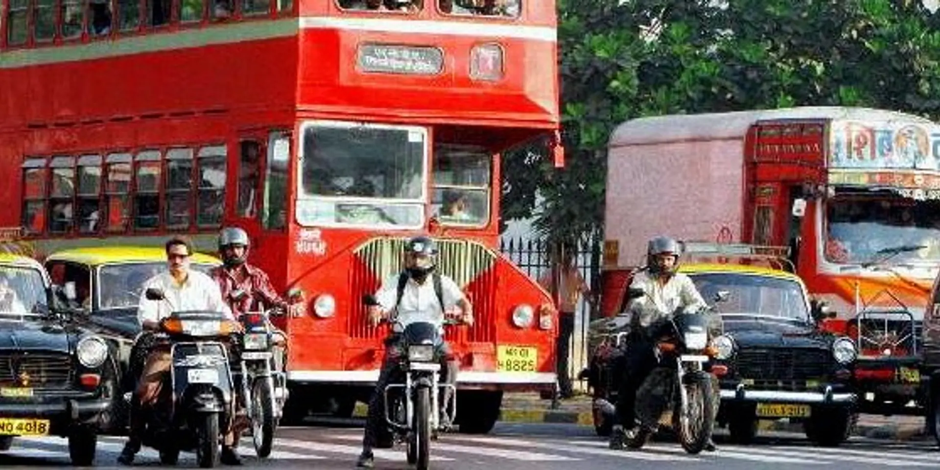 How can startups help improve public transport in the metro cities