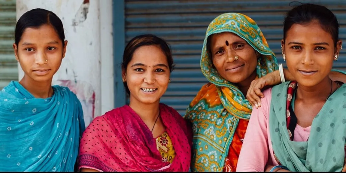 गुजरातच्या खेडेगावातील या महिलांनी या दिवाळीत मिळवले ७० कोटी रुपये. कसे काय?