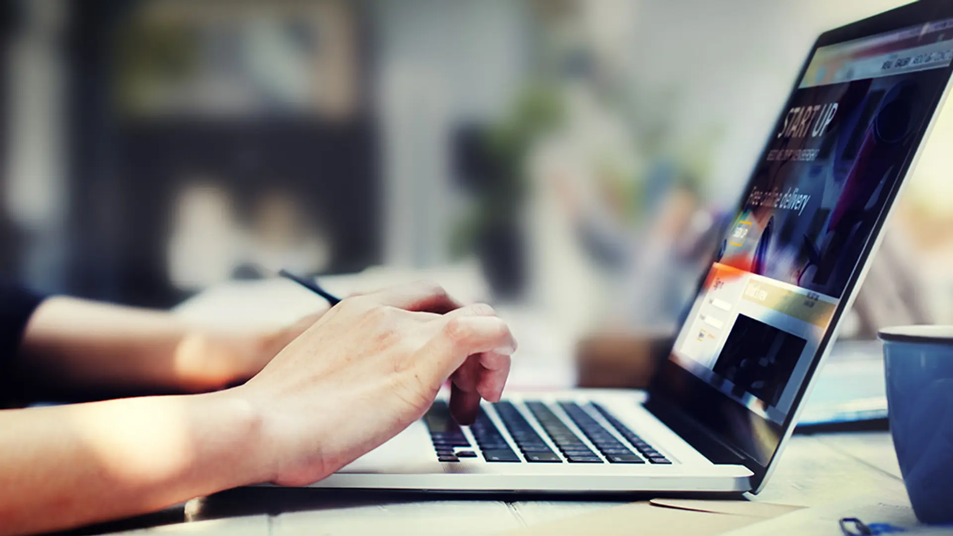 How professional blog writing and marketing services help small businesses?