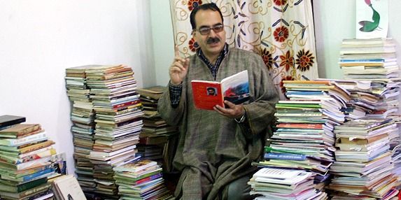 कश्मीर के एक विस्थापित कवि, लेखक और विचारक अग्निशेखर के स्वर