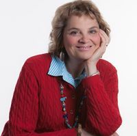 Photo of Lynn Sanders