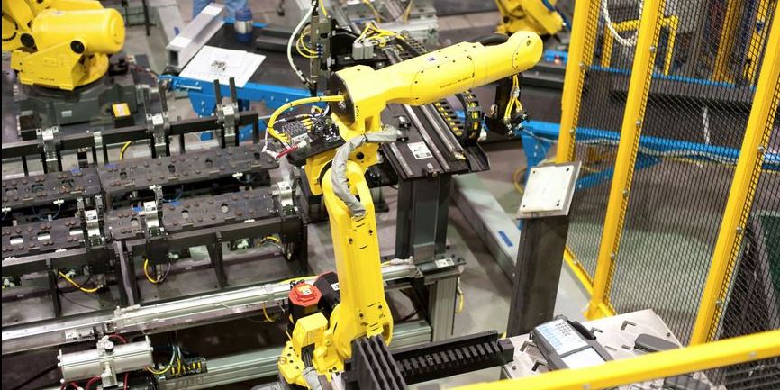 Industrial manufacturing: 5 ways to cuts costs and improve production