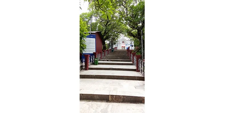 Towards the Uma Nanda Devi temple